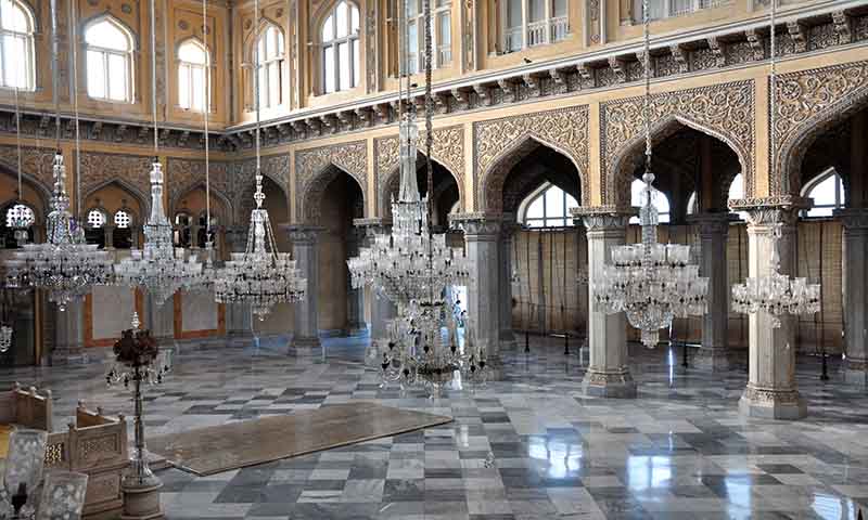 Charminar to Salar Jung Museum Distance