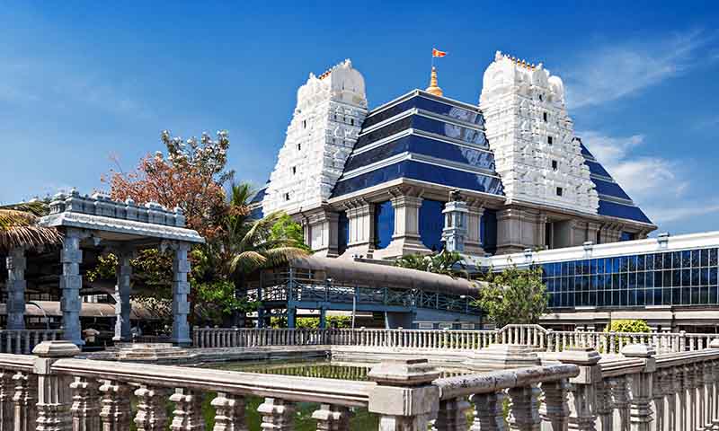 tourist places in bangalore near iskcon temple